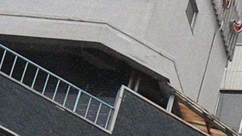 Edificio destruido en Osaka. EFE/ Jiji Press