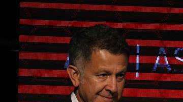 Juan Carlos Osorio fue presentado oficialmente como técnico de Paraguay