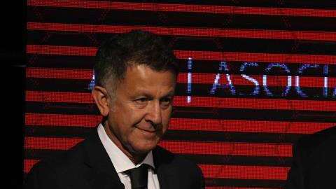 Juan Carlos Osorio fue presentado oficialmente como técnico de Paraguay