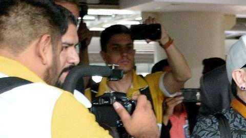 Diego Armando Maradona a su llegada a la ciudad de Culiacán, en el estado mexicano de Sinaloa. (Foto: EFE/Juan Carlos Cruz)