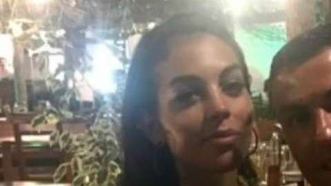 La pareja formada por Cristiano Ronaldo y Georgina Rodríguez espera su primer bebé, que se sumaría a los mellizos y a CR7 Jr.