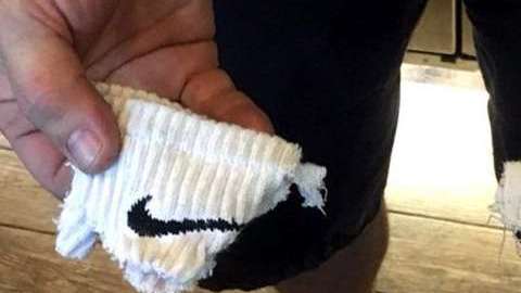 Usuarios explotaron contra Nike por la imagen de Colin Kaepernick y quemaron prendas