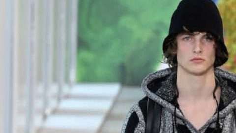 La prenda de Kors se le conoce en México como "jerga".