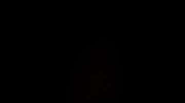 Un artista recrea al asteroide 2015 TB145, que semeja a un cráneo humano.