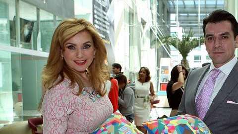 La familia comparte muchos momentos de su felicidad.