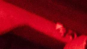 bomberos inspeccionan viviendas tras las explosiones de gas en North Andover.