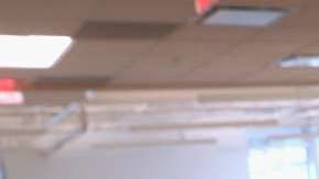 Los inmigrantes deben revisar con detalle sus aplicaciones ante USCIS.