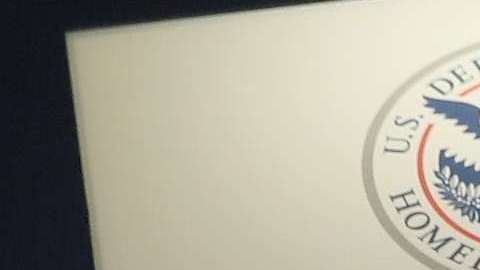 USCIS realiza ajustes a las visas de trabajo.