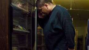 La economía ha obligado a miles de personas a recurrir a la asistencia social, y la Administración quiere usar la pobreza como arma contra los inmigrantes legales.