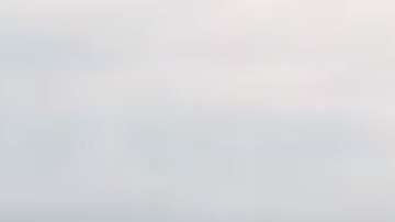 El agua cubre la carretera Interestatal 40 en Wilmington, Carolina del Norte.