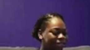 Los esposos Brown y su recién nacido