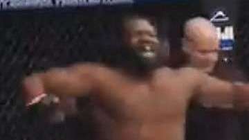 Momentos de verdadera tensión se vivieron en una función de PFL en Atlantic City.