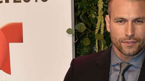 Rafael Amaya sigue alejado de las cámaras.