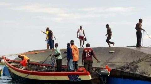 Voluntarios se han unido al rescate