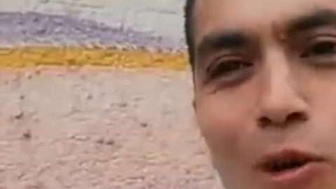 Sebastián Carrera, el hincha solitario de Puerto Montt que opta por un premio The Best.