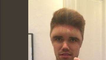 Así quedó tras teñirse el pelo.