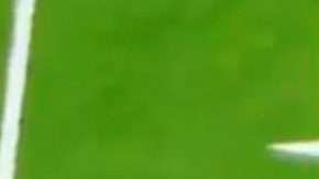 Andrew Luck sufrió la rudeza innecesaria de Shawn Williams.