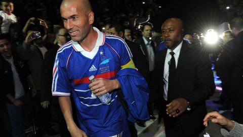 La playera de Zinedine Zidane se subastará en octubre próximo