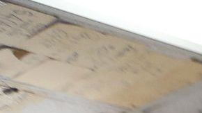 Clientes compran boletos de lotería en un negocio con buena suerte en L.A.