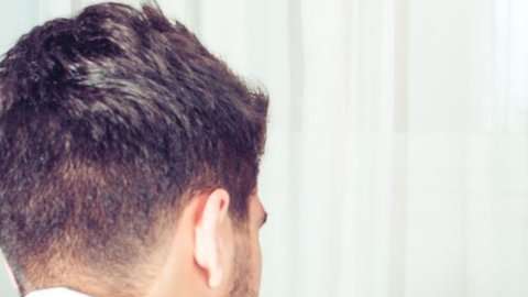 Hay quien habla inglés estadounidense e inglés británico.