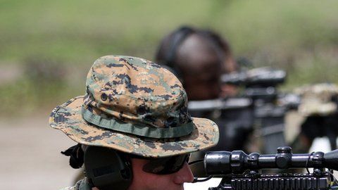 Los exmilitares han asesorado a más de 400 empresas en EEUU.