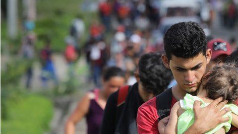 La caravana migrante crece a medida que se acerca a México.