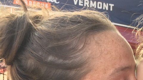 Maddie, quien murió el 30 de septiembre a los 30 años, y su hijo Ayden.