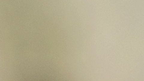 El juez federal ordena iniciar el proceso de asilo a 60 familias separadas en la frontera.