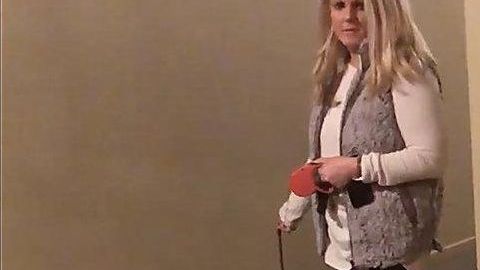 La mujer que discriminó. Captura