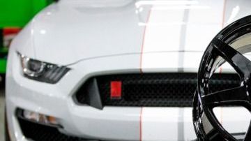 Las llantas de fibra de carbono del Mustang Shelby han pasado todo tipo de pruebas.