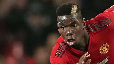 El jugador de Mánchester United Paul Pogba vive horas bajas. (Foto: EFE/NIGEL RODDIS)