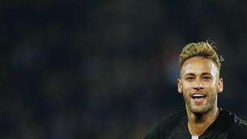 Neymar hizo tres goles en el triunfo de PSG sobre Estrella Roja