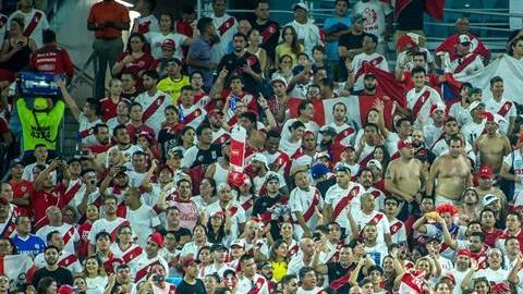 Aficionados de Chile y Perú fueron protagonistas de una lamentable pelea