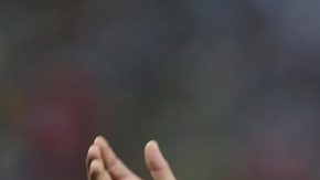 El brasileño Neymar no regresará al Barcelona: allí no gustan los que se van con cláusula de rescisión. (Foto: EFE/ Ahmed Yosri)