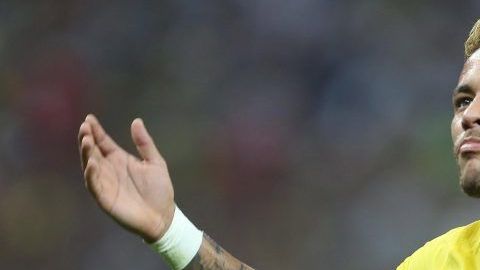 El brasileño Neymar no regresará al Barcelona: allí no gustan los que se van con cláusula de rescisión. (Foto: EFE/ Ahmed Yosri)