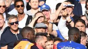 José Mourinho estuvo a punto de los golpes en el empate entre Chelsea y Manchester United