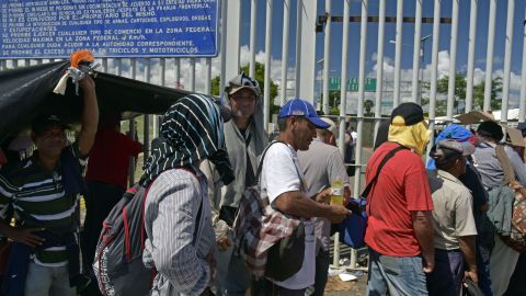 Se estima que son 7,000 los integrantes de la caravana migrante.