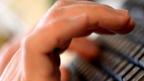 Microsoft contrata cada año 8 mil universitarios, la mayoría en EEUU