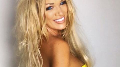 Gina Stewart tiene 48 años.