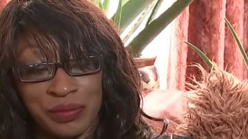 Delsie Gayle junto a su hija,