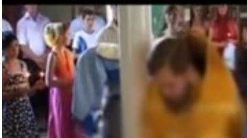 El sacerdote cometió una imprudencia que le costó la vida al bebé.