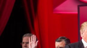 Jeb Bush, Ted Cruz y Donald Trump durante uno de los debates presidenciales de 2016