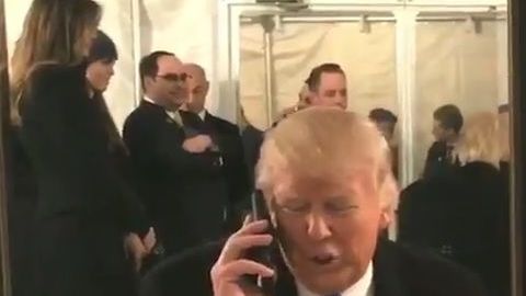 Su entorno dice que Trump se toma a la ligera la seguridad electrónica