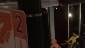 El enfrentamiento en grupos en Portland. Captura