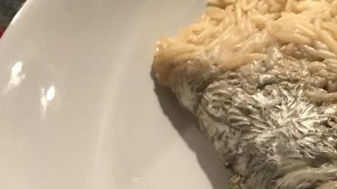 Sea lo que sea, resulta asqueroso.