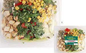 Algunas de estas ensaladas contaminadas ya pueden estar en casa.