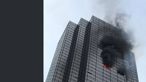 El fuego se registró en el piso 50