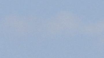 Trabajadores reemplazan la valla fronteriza México-Estados Unidos en Texas.