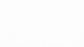 La Primera Dama desata críticas por sus atuendos en África.