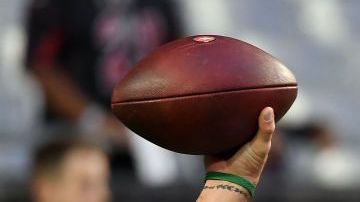 Chad Kelly tuvo que pagar una fianza de $2500 dólares para salir